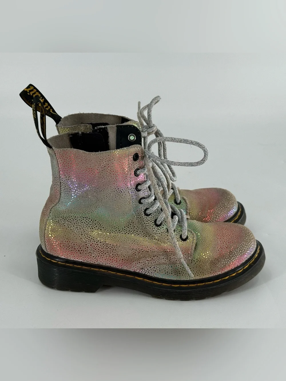 Dr. Martens 1460 Pascal J‎ Metallic Rainbow Girls 1